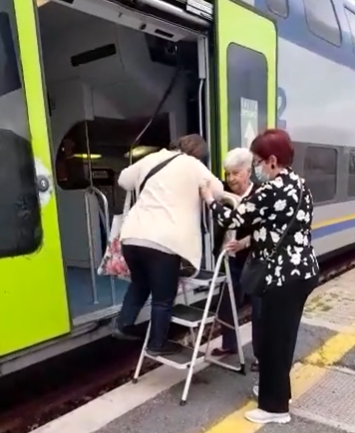 “Su rimozione barriere architettoniche nelle stazioni chiediamo alla Giunta Cirio un’informativa costante”