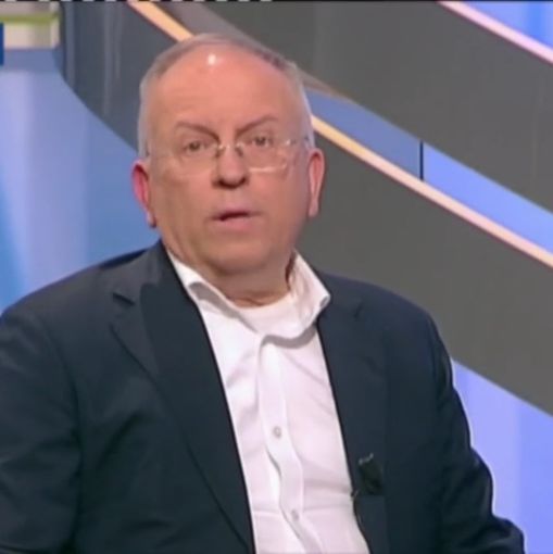 Case “bianche” occupate: faccia a faccia tra abusivi e Comune