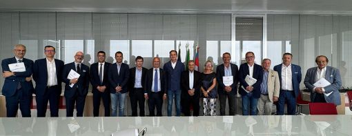 Nuova legge regionale sul commercio e contrasto all'abusivismo al centro del confronto tra Confcommercio e il presidente Cirio Nuova legge regionale sul commercio e contrasto all'abusivismo al centro del confronto tra Confcommercio e il presidente Cirio