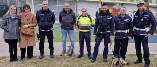 Esercitazione per sensibilizzare i giovani sui pericoli delle sostanze stupefacenti Esercitazione per sensibilizzare i giovani sui pericoli delle sostanze stupefacenti