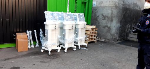 Consegnati al Maggiore i nuovi ventilatori polmonari Consegnati al Maggiore i nuovi ventilatori polmonari