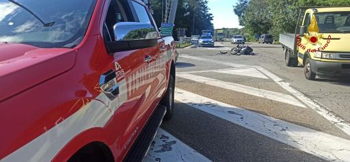 Incidente tra un Suv e una moto all’uscita dell’Autostrada di Paruzzaro