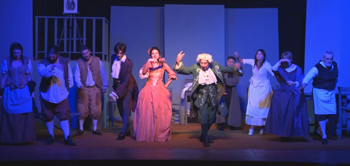 'Il Ventaglio', lo spettacolo al Teatro Pellico della 'Compagnia Teatro 4'