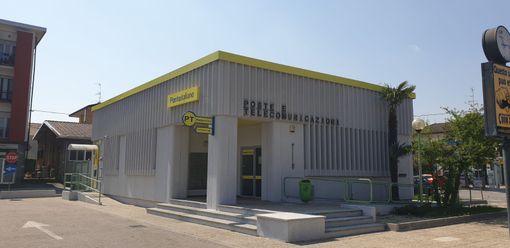 Varallo Pombia, riapre l’ufficio postale dopo gli interventi del progetto Polis