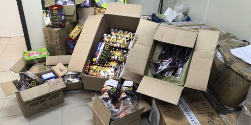 Botti illegali sequestrati a Novara