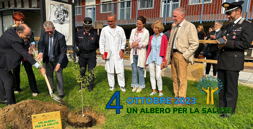 “Un albero per la salute” iniziativa di Fadoi e Arma dei carabinieri “Un albero per la salute” iniziativa di Fadoi e Arma dei carabinieri