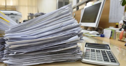 L'Assessore Roberto Rosso al lavoro per semplificare la burocrazia regionale L'Assessore Roberto Rosso al lavoro per semplificare la burocrazia regionale