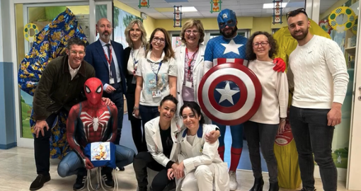 Solidarietà che scalda il cuore: uova di Pasqua ai piccoli pazienti della Pediatria di Novara