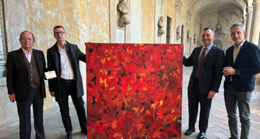 "Il Timone" regala un quadro all'Ospedale Maggiore di Novara "Il Timone" regala un quadro all'Ospedale Maggiore di Novara