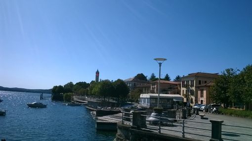 Nuovo ormeggio turistico a Lesa Nuovo ormeggio turistico a Lesa