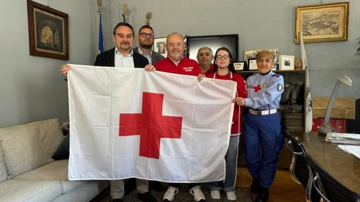 Novara celebra la Giornata Mondiale della Croce Rossa Novara celebra la Giornata Mondiale della Croce Rossa