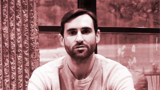 Vorrei chiederti di quel giorno: un viaggio intimo e coraggioso nel passato