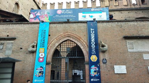 Successo annunciato per il Capodanno della Formazione Digitale, ideato da Search On Media Group. Sold out in presenza per Social Media Strategies e SMConnect: 4.500 i partecipanti giunti a Bologna da tutta Italia