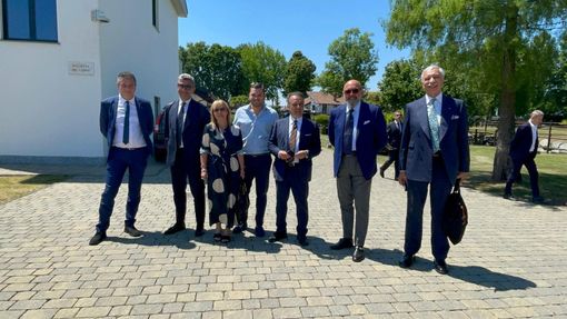 Presentata la nuova proprietà del Novara Calcio, gli Auguri della Provincia Presentata la nuova proprietà del Novara Calcio, gli Auguri della Provincia