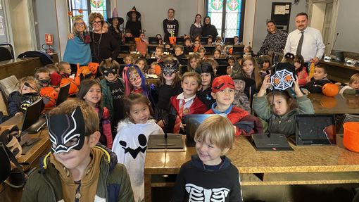 Festa di Halloween 'fuori ordinanza' alla scuola dell'infanzia De Pagave