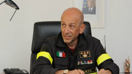 Vigili del fuoco, il comandante Calogero Turturici lascia infatti la città per trasferirsi a Bergamo Vigili del fuoco, il comandante Calogero Turturici lascia infatti la città per trasferirsi a Bergamo
