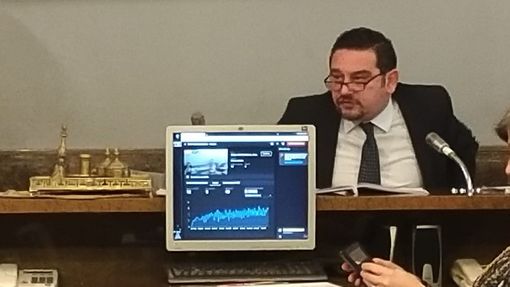 Bagarre in consiglio comunale. L’opposizione inchioda per due ore il sindaco e la maggioranza Bagarre in consiglio comunale. L’opposizione inchioda per due ore il sindaco e la maggioranza