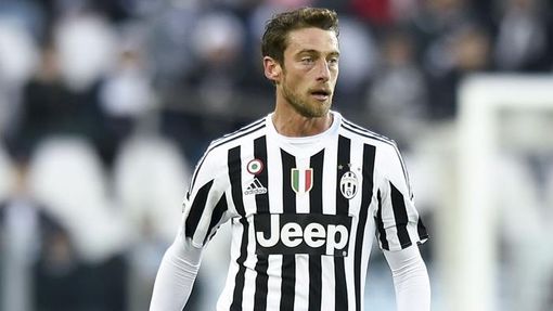 Notizie dal Piemonte. Rapinatori nella villa di Marchisio, armati di pistola si fanno aprire la cassaforte