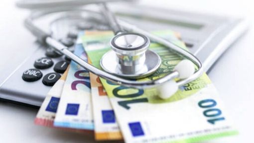 I consumi delle famiglie negli ultimi 30 anni: &quot;boom&quot; di telefoni e italiani sempre più tecnologici