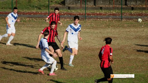 Un vivace Dormelletto non si piega di fronte al Momo