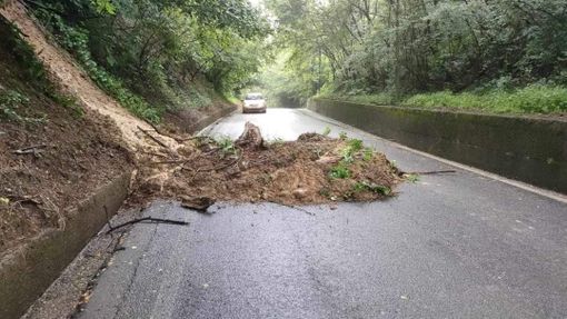 Nuova ondata di maltempo: allagamenti e frane in tutto l'alto novarese Nuova ondata di maltempo: allagamenti e frane in tutto l'alto novarese