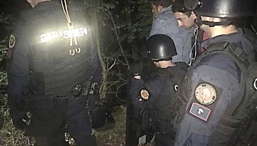 Minaccia di spararsi, 60enne salvato dai Carabinieri in un bosco ad Oleggio