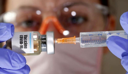 Via libera dell’Aifa a terza dose per immunodepressi, over 80 e ospiti Rsa Via libera dell’Aifa a terza dose per immunodepressi, over 80 e ospiti Rsa