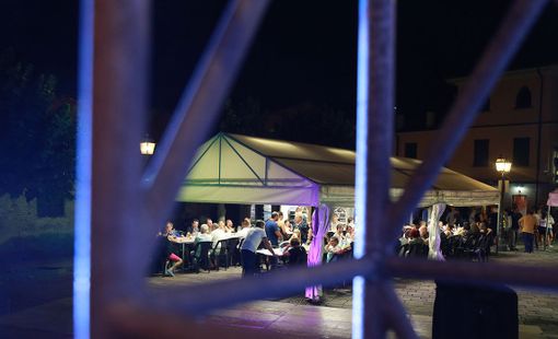 Paella e mercatini a Barengo