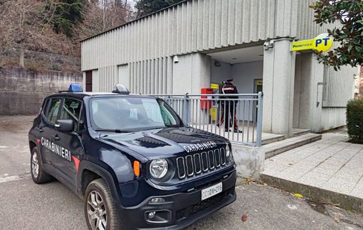 Sventata truffa da 500 euro, parla la dipendente delle Poste di Pray: “Ho agito per il suo bene” Sventata truffa da 500 euro, parla la dipendente delle Poste di Pray: “Ho agito per il suo bene”