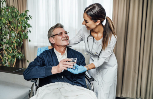 Lavoratori Rsa, Icardi risponde a Frediani (M4o): “Vogliamo condizioni dignitose, nel rispetto del contratto nazionale”. Lavoratori Rsa, Icardi risponde a Frediani (M4o): “Vogliamo condizioni dignitose, nel rispetto del contratto nazionale”.