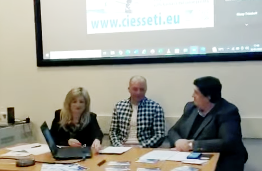 Cst e Max Blardone insieme per promuovere il volontariato giovanile. FOTO E VIDEO Cst e Max Blardone insieme per promuovere il volontariato giovanile. FOTO E VIDEO