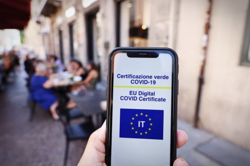 Nuovo decreto green pass, il governo ha deciso all'unanimità: obbligo dal 15 ottobre Nuovo decreto green pass, il governo ha deciso all'unanimità: obbligo dal 15 ottobre