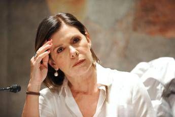 E' sempre Cartabianca oggi non va in onda, "indisposizione" di Bianca Berlinguer E' sempre Cartabianca oggi non va in onda, "indisposizione" di Bianca Berlinguer