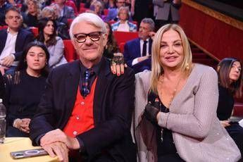 Simona Izzo, la gelosia per Ricky Tognazzi: "Lo controllo tutti i giorni" Simona Izzo, la gelosia per Ricky Tognazzi: "Lo controllo tutti i giorni"
