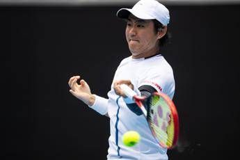 Internazionali, la denuncia di Nishioka: "Offese da spettatori, non una novità" Internazionali, la denuncia di Nishioka: "Offese da spettatori, non una novità"