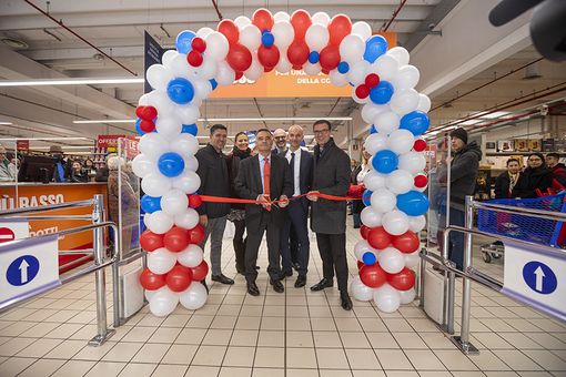 Carrefour Italia inaugura a Novara il primo ipermercato in franchising