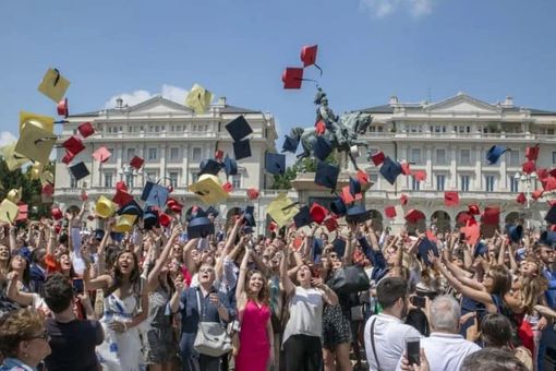 Novara celebra il successo dei laureati Upo: l’86% trova lavoro entro un anno Novara celebra il successo dei laureati Upo: l’86% trova lavoro entro un anno