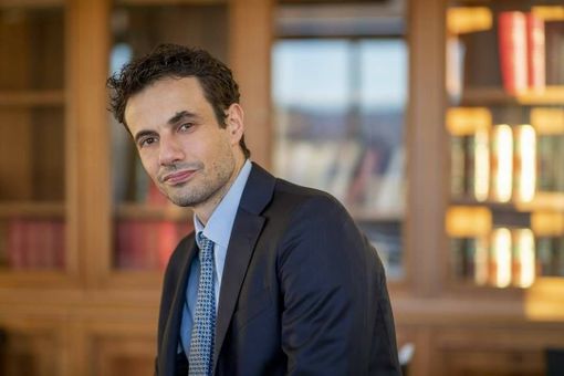 Davide Crippa lascia i 5 Stelle: &quot;Il Movimento è tornato a fare politica estremista e barricadiera&quot;
