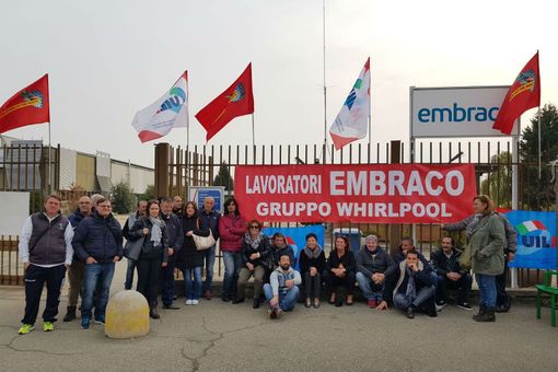 M5S: “Togliere i contributi a chi delocalizza”