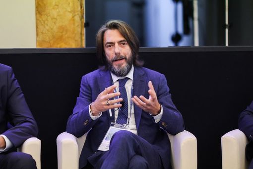 Rallentamenti per la sede di Comoli Ferrari Rallentamenti per la sede di Comoli Ferrari