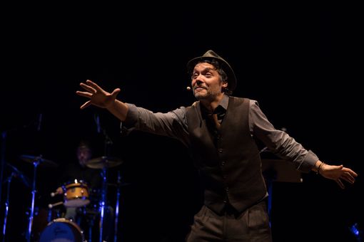 L’Accademia dei Folli ci accompagna ‘Sotto le stelle del Jazz’ a Baveno il 22 agosto L’Accademia dei Folli ci accompagna ‘Sotto le stelle del Jazz’ a Baveno il 22 agosto