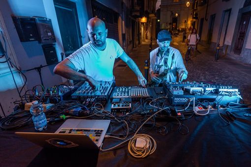 I Fantastici Quattro di Ameno: un'esplosione culturale nel cuore di Quadriborgo I Fantastici Quattro di Ameno: un'esplosione culturale nel cuore di Quadriborgo