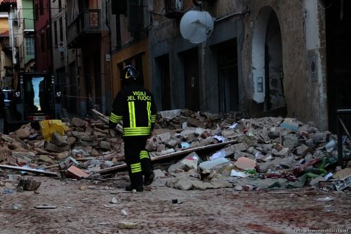 Notizie dal Piemonte. Esplosione nell'alessandrino: morti tre vigili del fuoco, carabinieri feriti, un disperso Notizie dal Piemonte. Esplosione nell'alessandrino: morti tre vigili del fuoco, carabinieri feriti, un disperso