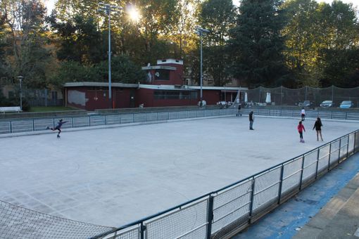 L'amministrazione comunale punta a rilanciare la pista di pattinaggio di viale Buonarroti L'amministrazione comunale punta a rilanciare la pista di pattinaggio di viale Buonarroti