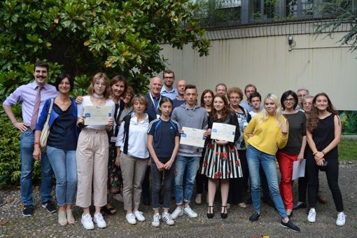 Intercultura, otto studenti delle Scuole secondarie di secondo grado di Novara e del territorio premiati a Palazzo Natta Intercultura, otto studenti delle Scuole secondarie di secondo grado di Novara e del territorio premiati a Palazzo Natta