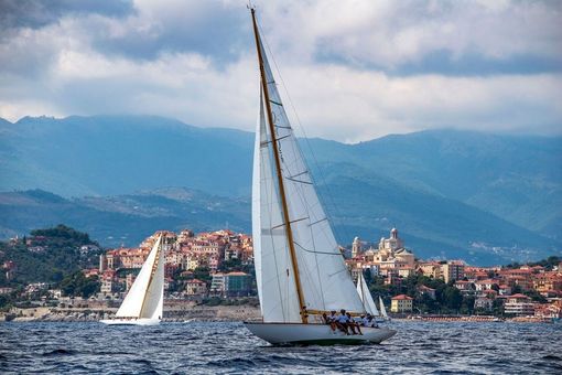 Vele d'epoca di Imperia: torna nel primo weekend di settembre un appuntamento imperdibile per i velisti, gli sportivi e tutti gli appassionati Vele d'epoca di Imperia: torna nel primo weekend di settembre un appuntamento imperdibile per i velisti, gli sportivi e tutti gli appassionati
