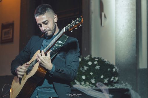 Domenica 12 Pierangelo Mugavero in concerto ad Ameno per ‘Un paese a sei corde’ Domenica 12 Pierangelo Mugavero in concerto ad Ameno per ‘Un paese a sei corde’