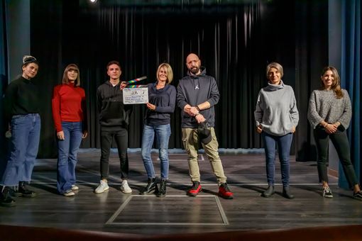 La Provincia lancia il video del progetto ‘Palcoscenico’ contro la violenza di genere La Provincia lancia il video del progetto ‘Palcoscenico’ contro la violenza di genere