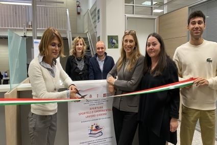 Inaugurato lo sportello sperimentale lavoro giovani Inaugurato lo sportello sperimentale lavoro giovani
