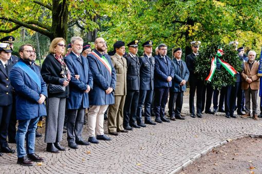 Novara ha ricordato i Caduti di Nassiriya e i marinai d'Italia